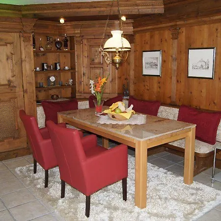 Kufsteinerhof Szálloda 3*